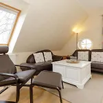 Strandgut Mit Balkon In Ost Ostseebad Kühlungsborn