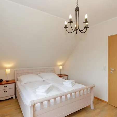 Strandgut Mit Balkon In Ost 公寓 Ostseebad Kühlungsborn