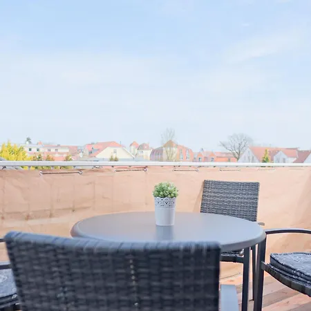 Strandgut Mit Balkon In Ost * Ostseebad Kühlungsborn
